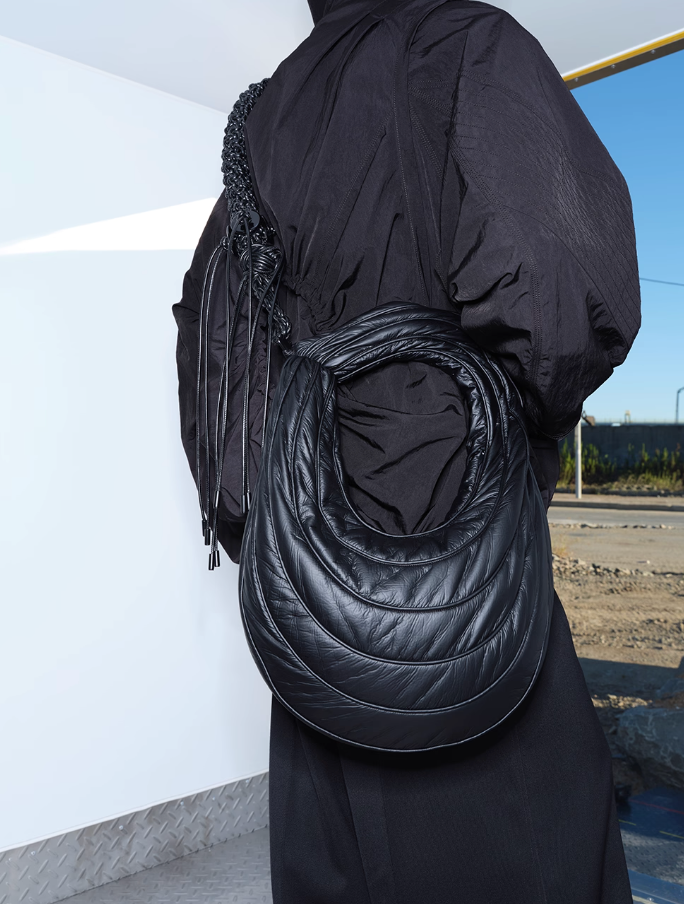 NUTEMPEROR Quip Project 008 detachable hand-woven shoulder crossbody black bag