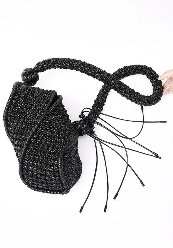 NUTEMPEROR Quip Project 008 detachable hand-woven shoulder crossbody black bag