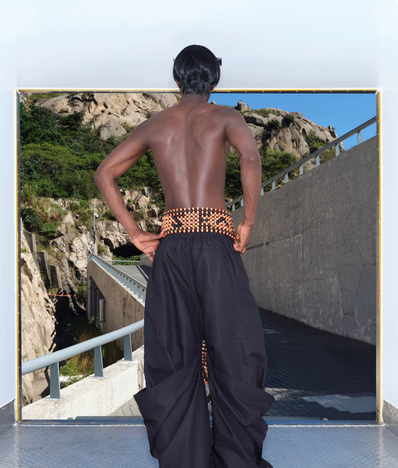 Vanguardia Triple Waistline Paneling Sagging Cotton Sweatpants