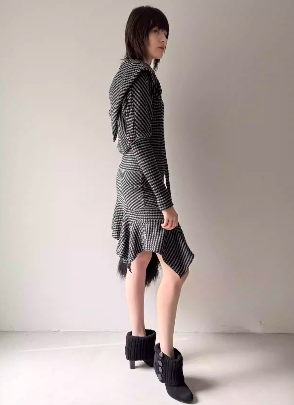 Nodress Black and White Striped Hooded Knit Dress Fall/Winter 2025 New Slim Fit Long Knit Skirt