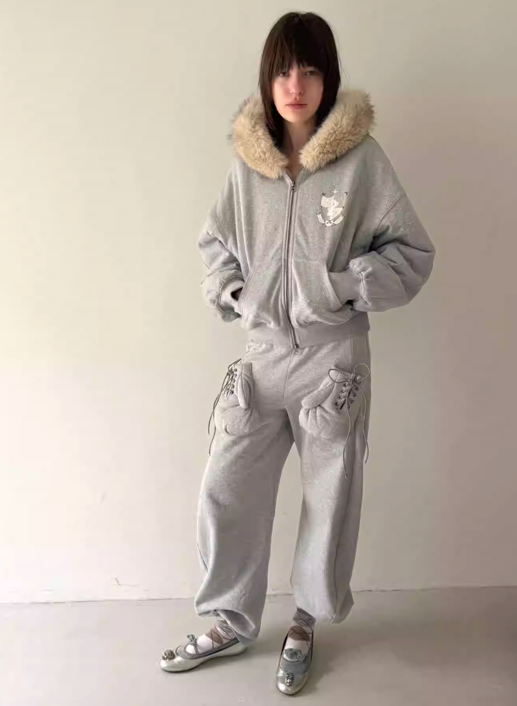 Nodress  Fur-lined Fleece-trimmed Warm Sweatshirt  Fleece Lining and Loose Fit Sweatpants