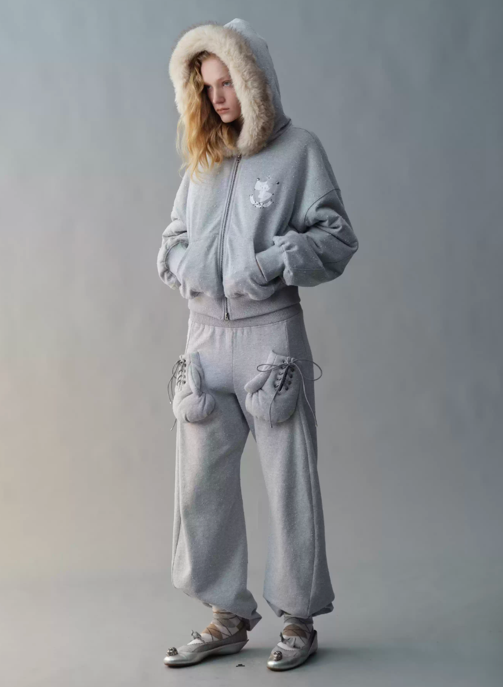 Nodress  Fur-lined Fleece-trimmed Warm Sweatshirt  Fleece Lining and Loose Fit Sweatpants