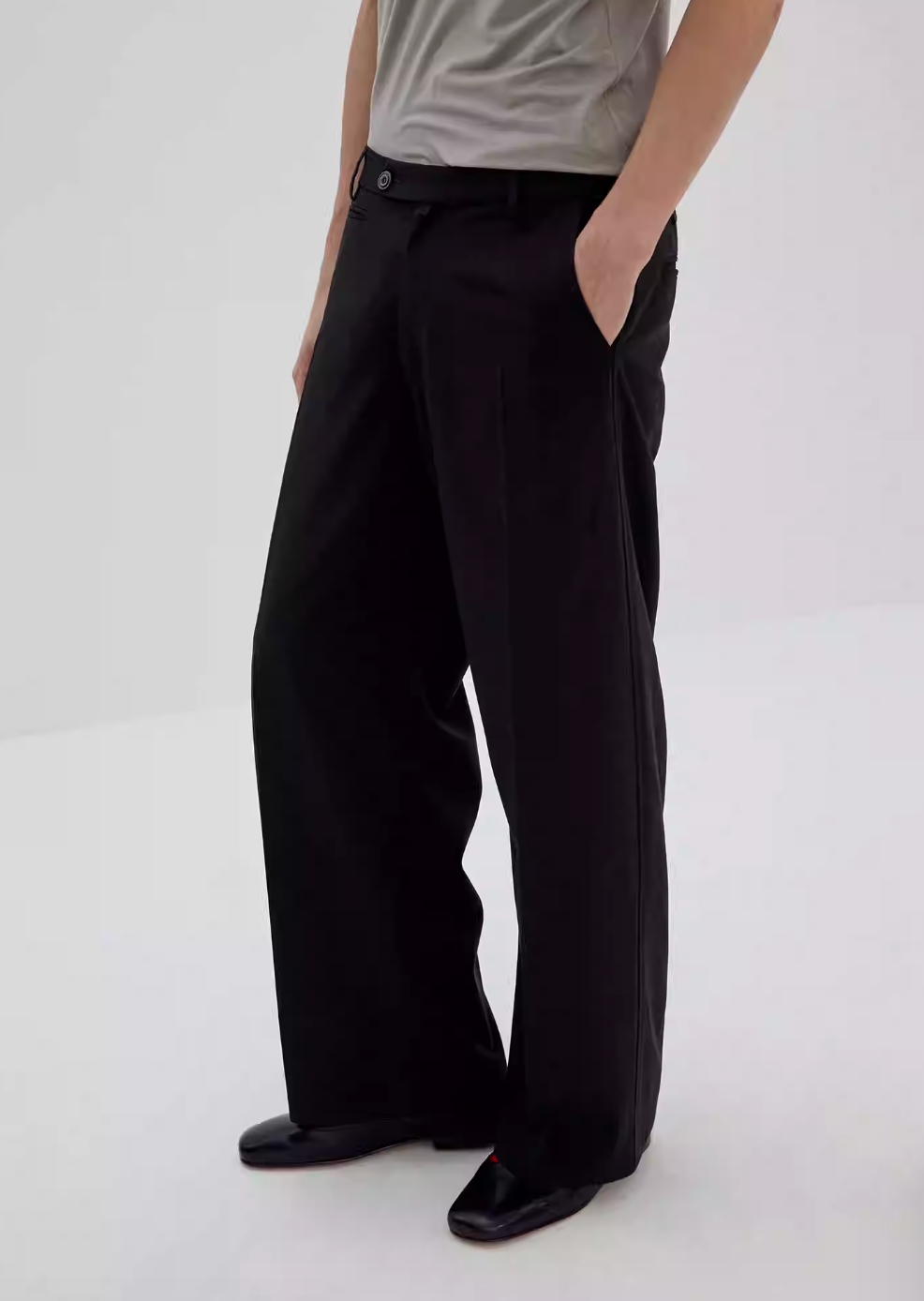 Simple Project Sickle Trousers