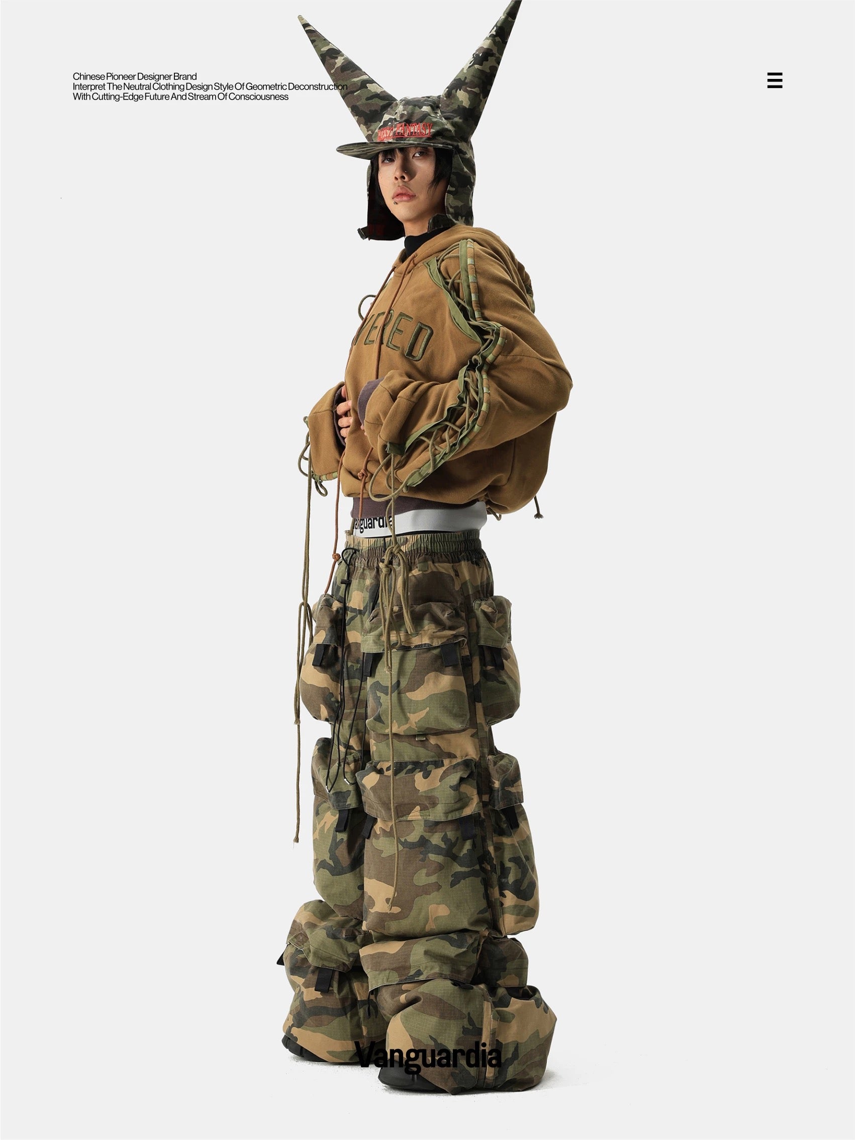 Vanguardia black multi-pocket loose nylon camo pants