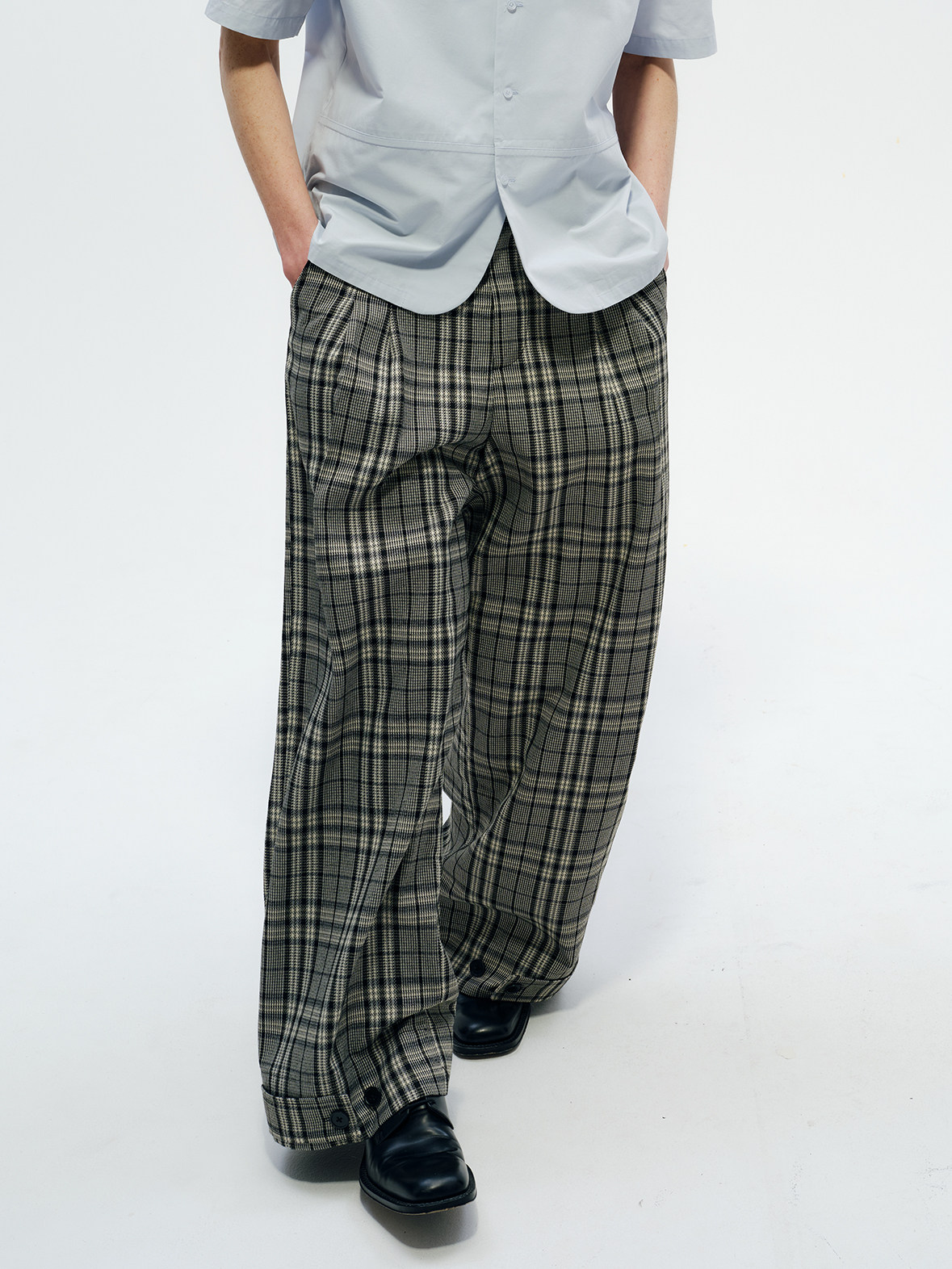 Sairenssei Straight Leg Trousers