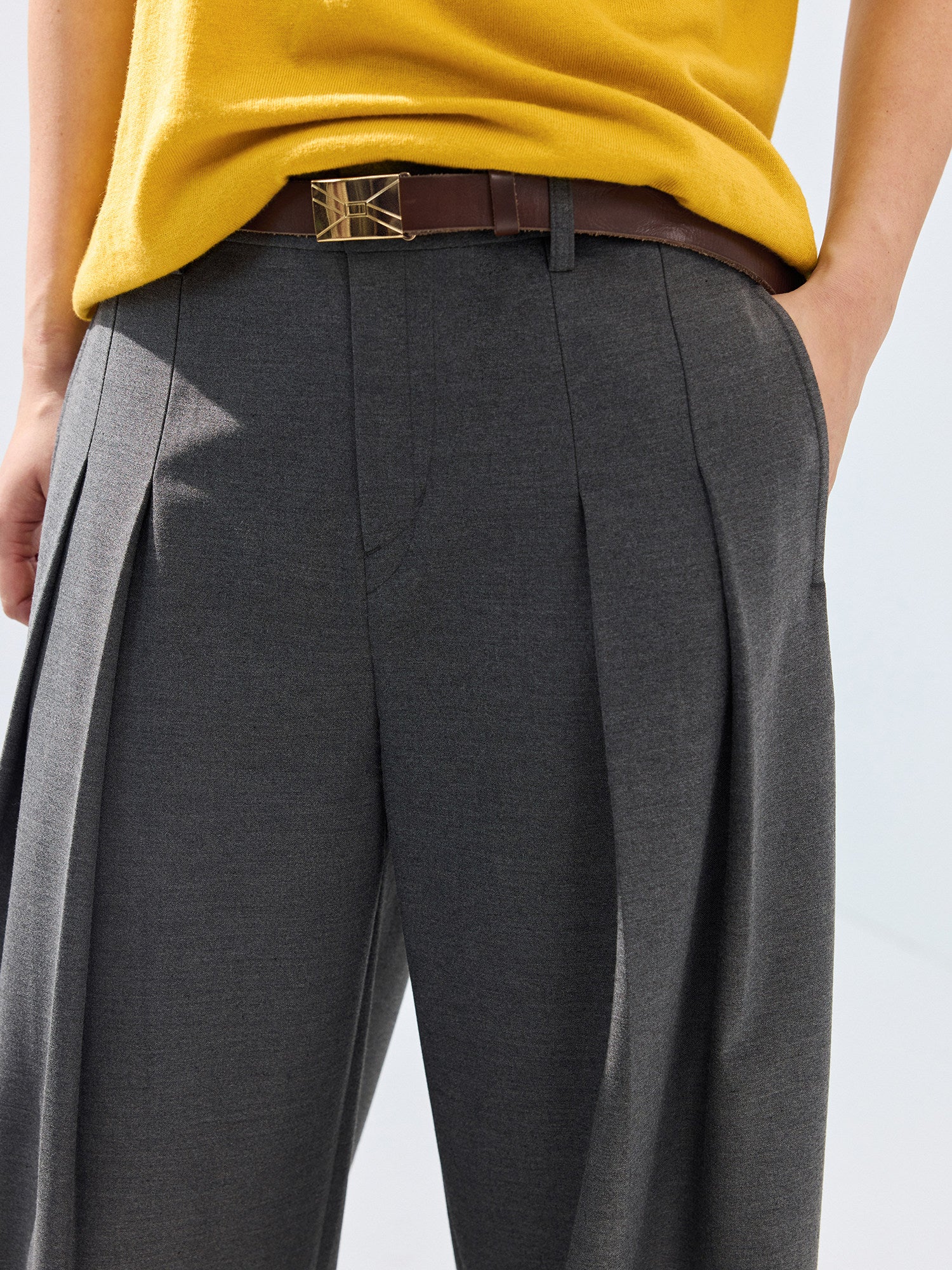 Simple Project Pleated Trousers