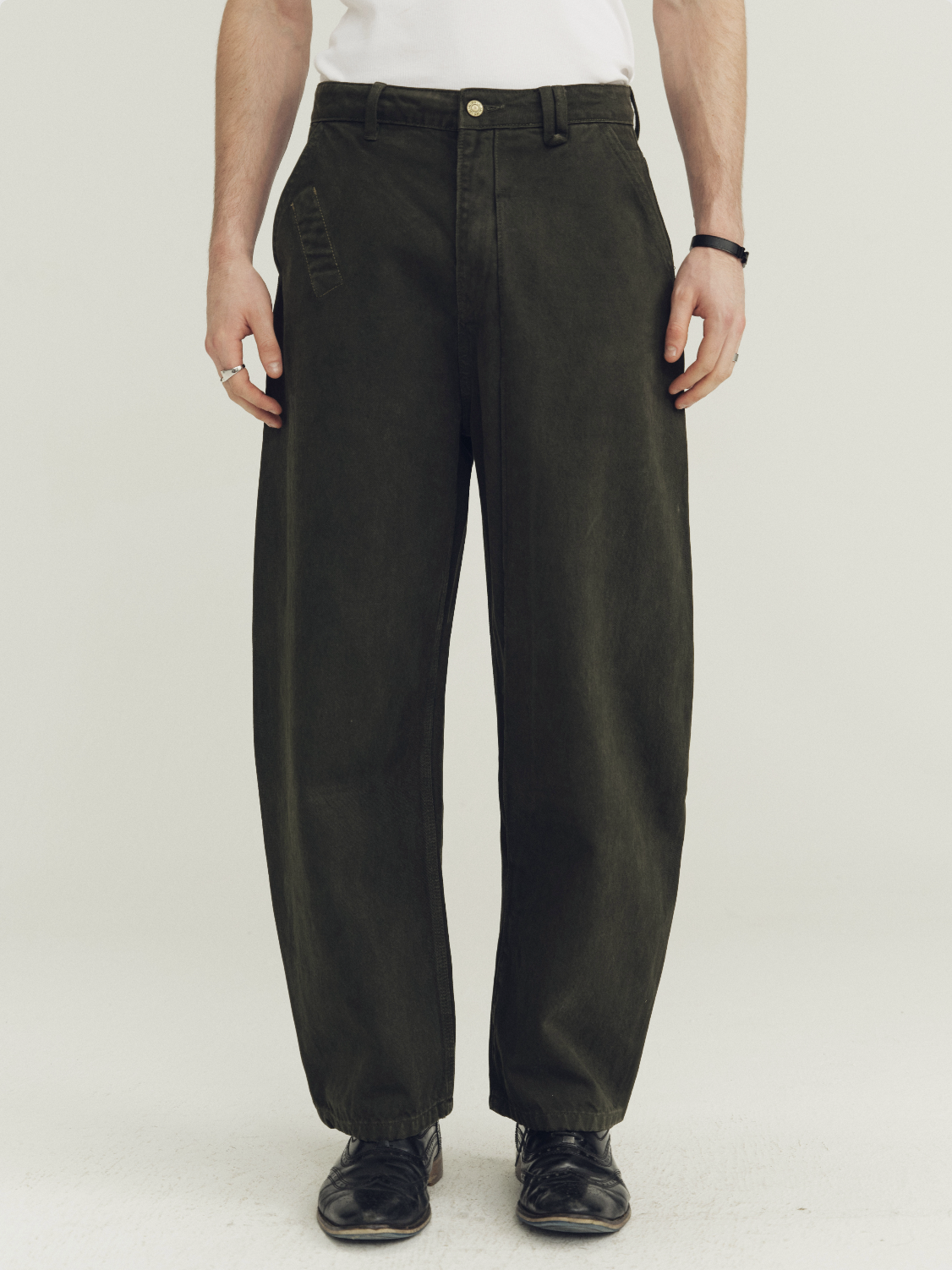 THE PROUDER long-staple cotton army green scimitar layered jeans