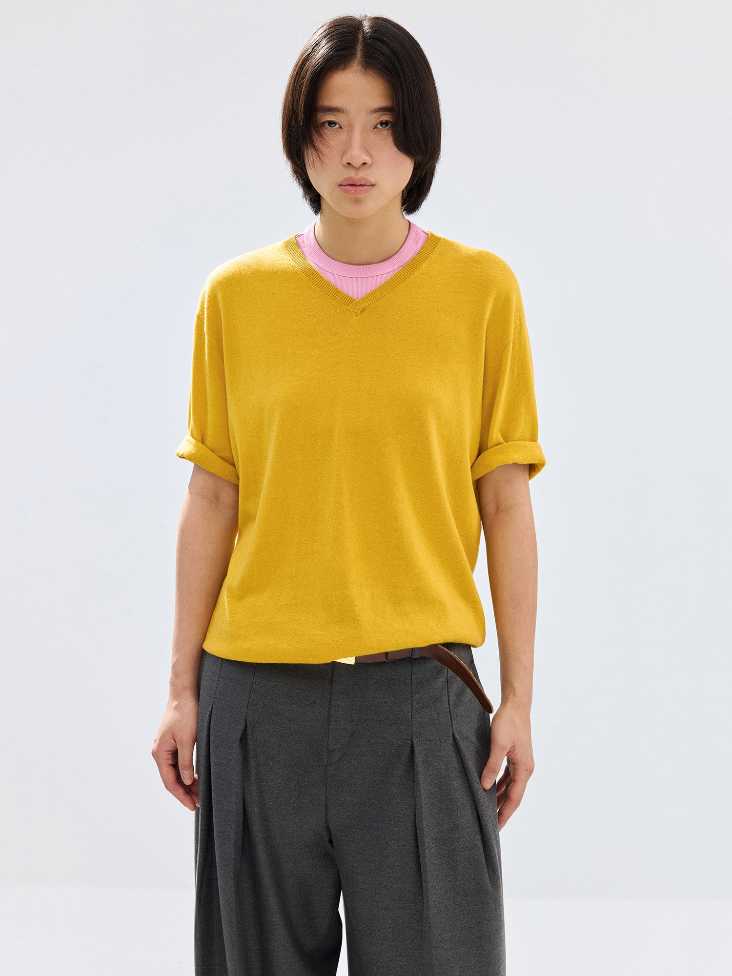 Simple Project V-neck T-shirt