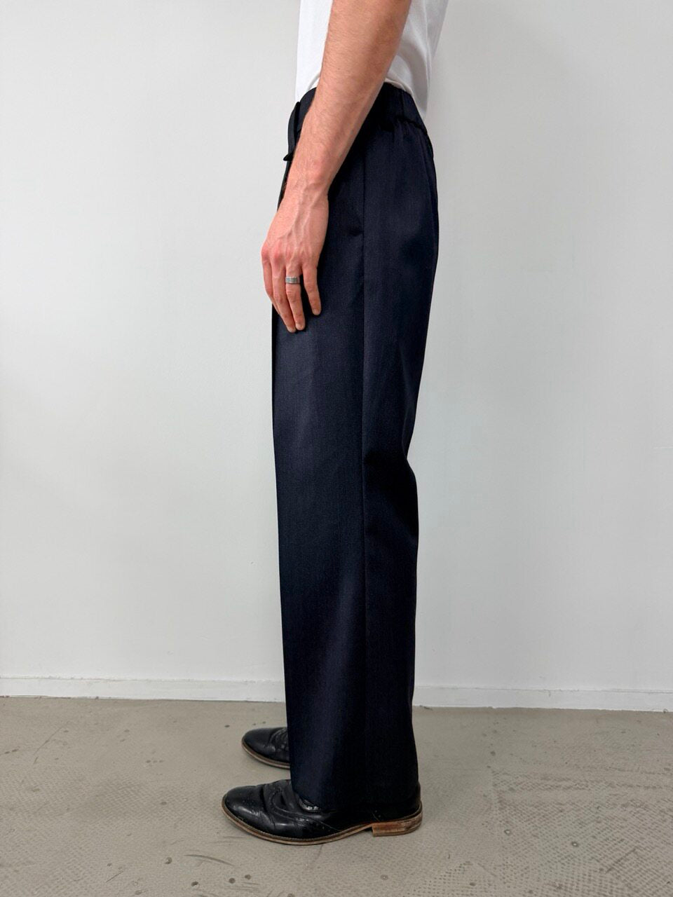 THE PROUDER Mercerized Water-Repellent Wool Minimalist Straight Trousers
