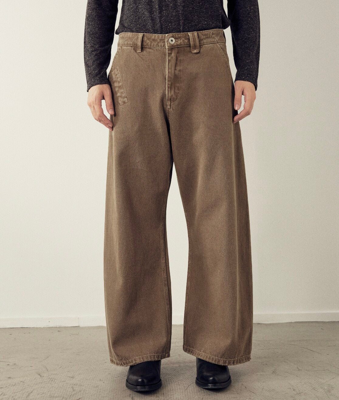THE PROUDER Vintage Blue Pocket Embellished Scimitar Jeans