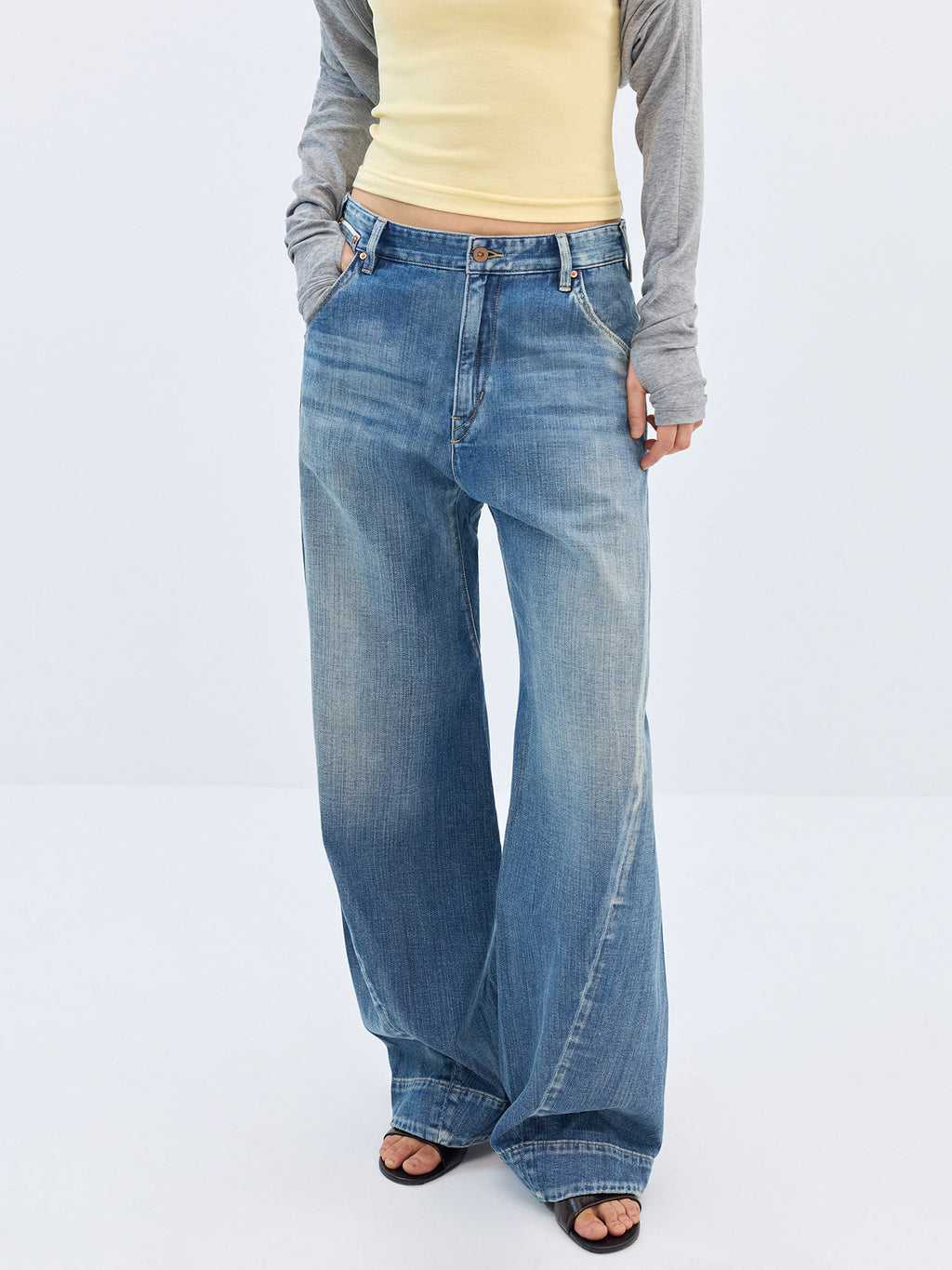 Simple Project Engineered Jeans