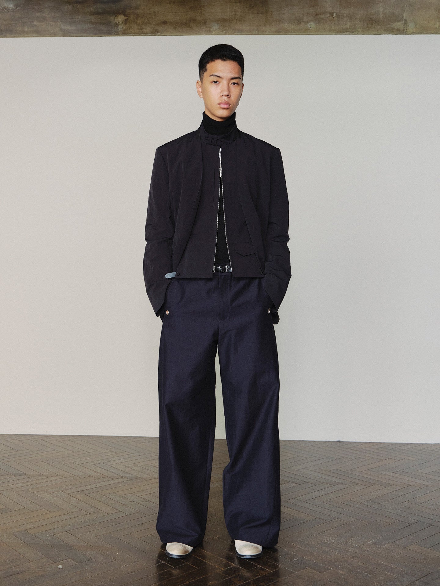 Sairenssei Metal-Accented Grommet Detail Pants