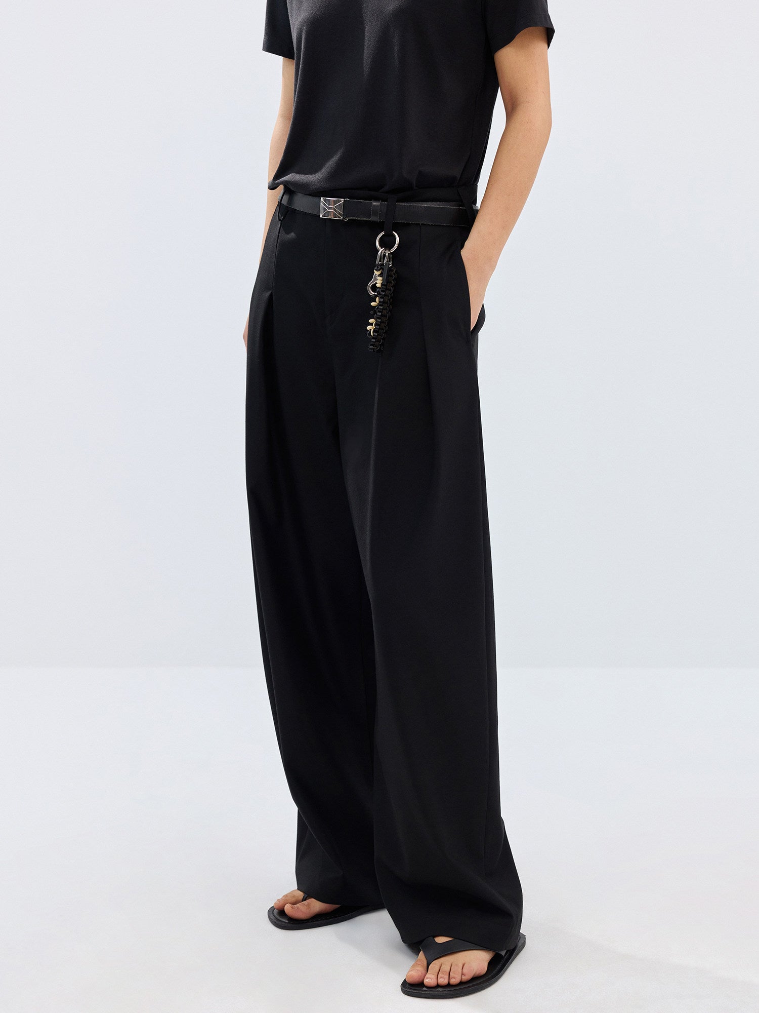 Simple Project Pleated Trousers